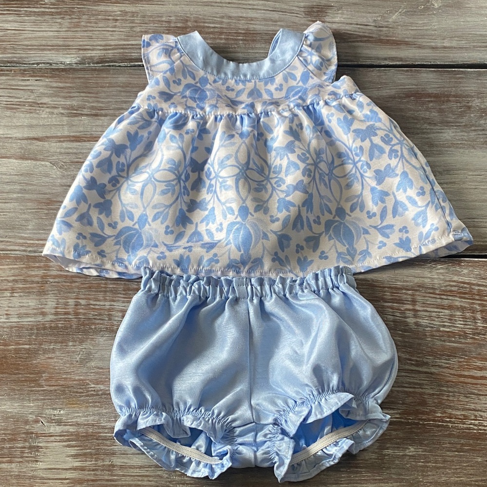 GYMBOREE Dressed Up Baby Blue Floral Ruffle Bow Top and Bloomers Set 6-12M